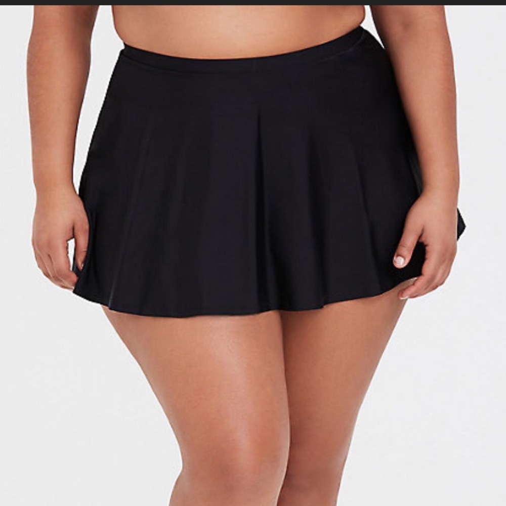 Torrid Swim Skirt  New size 4
